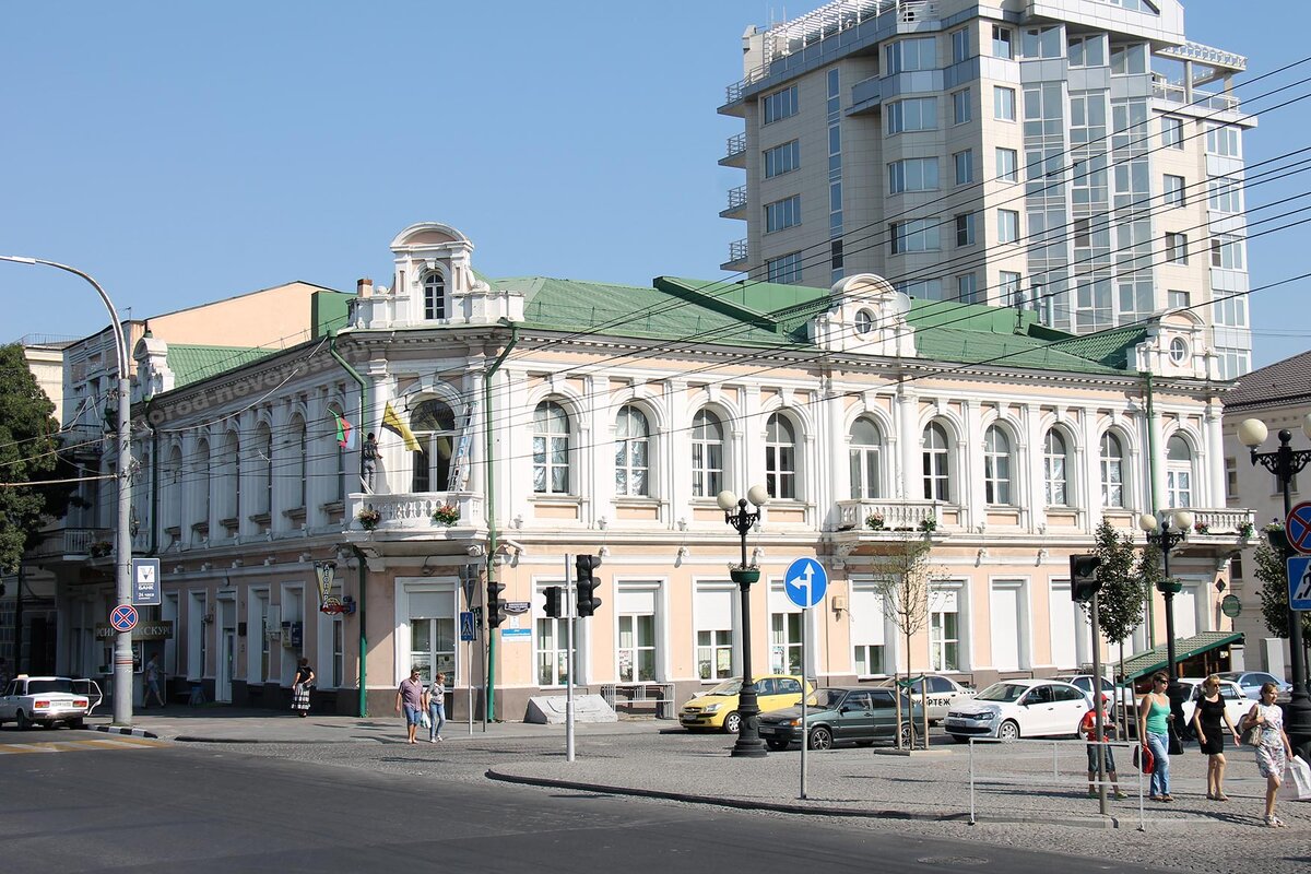 Ул. Советов - одна из главных улиц района