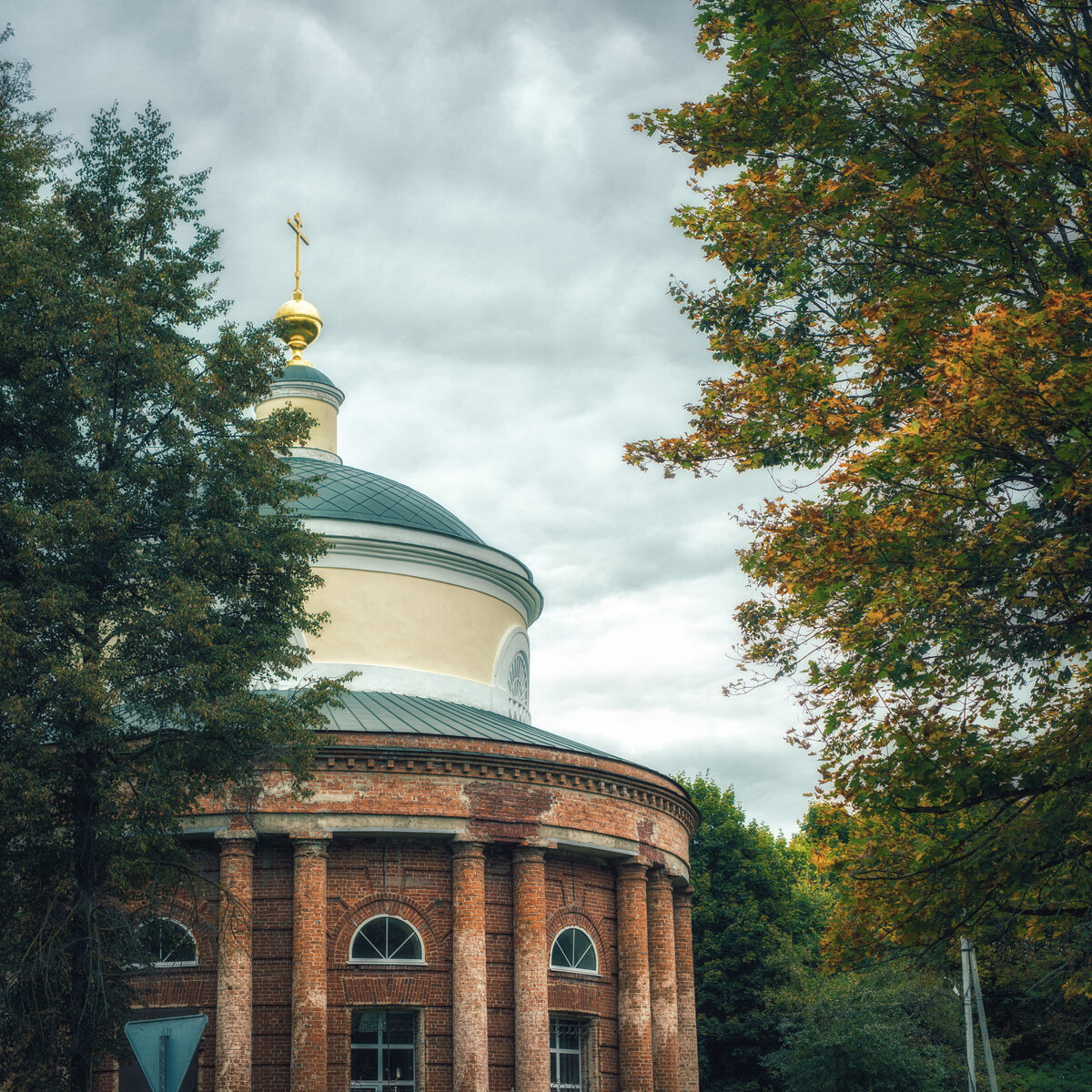 Храм Преображения Господня в Брыни