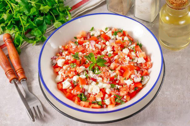 Салат из помидоров и базилика рецепт – Итальянская кухня: Салаты. «Еда»