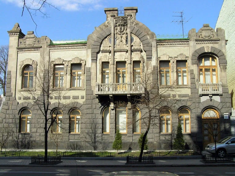 Экскурсия по Cтольному граду Киеву часть 1.