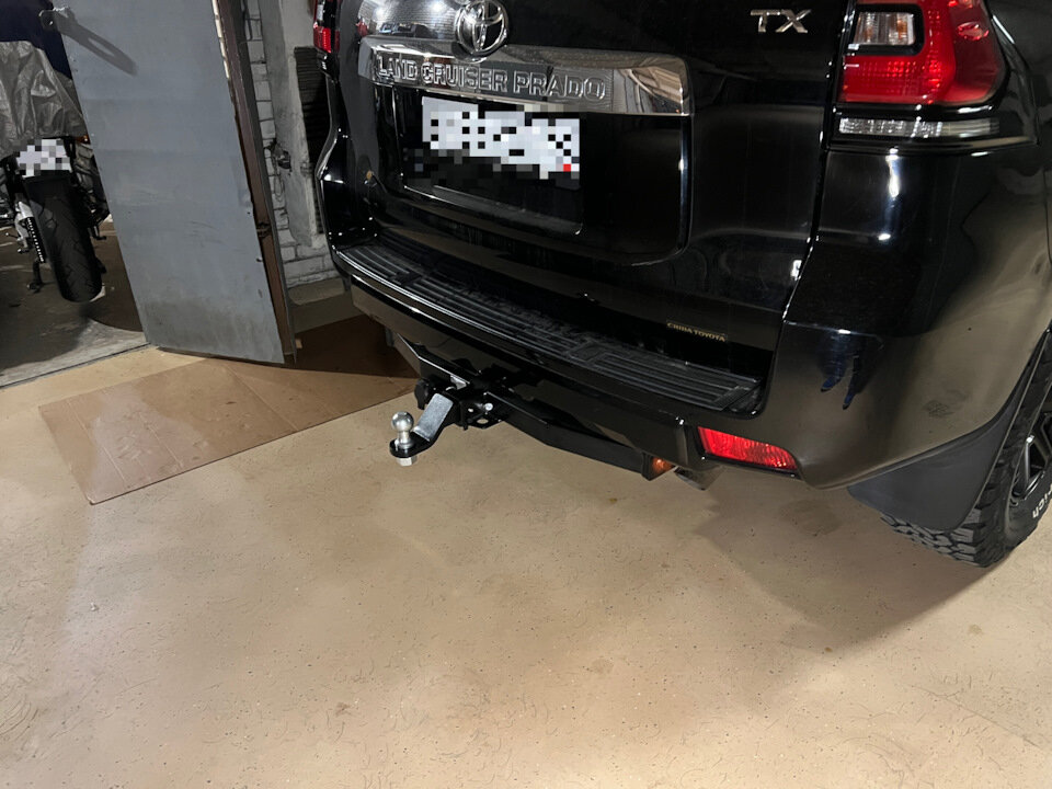 Фаркоп Бизон на Прадо 150