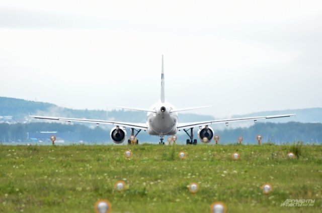    Что известно о многочасовой задержке рейсов в Екатеринбург и Анталью?