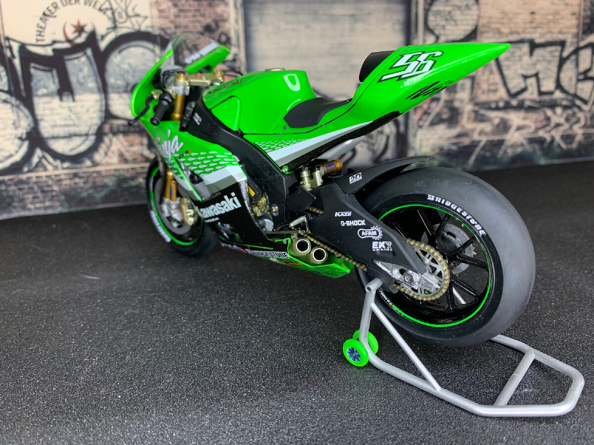 Kawasaki Ninja RR Tamiya