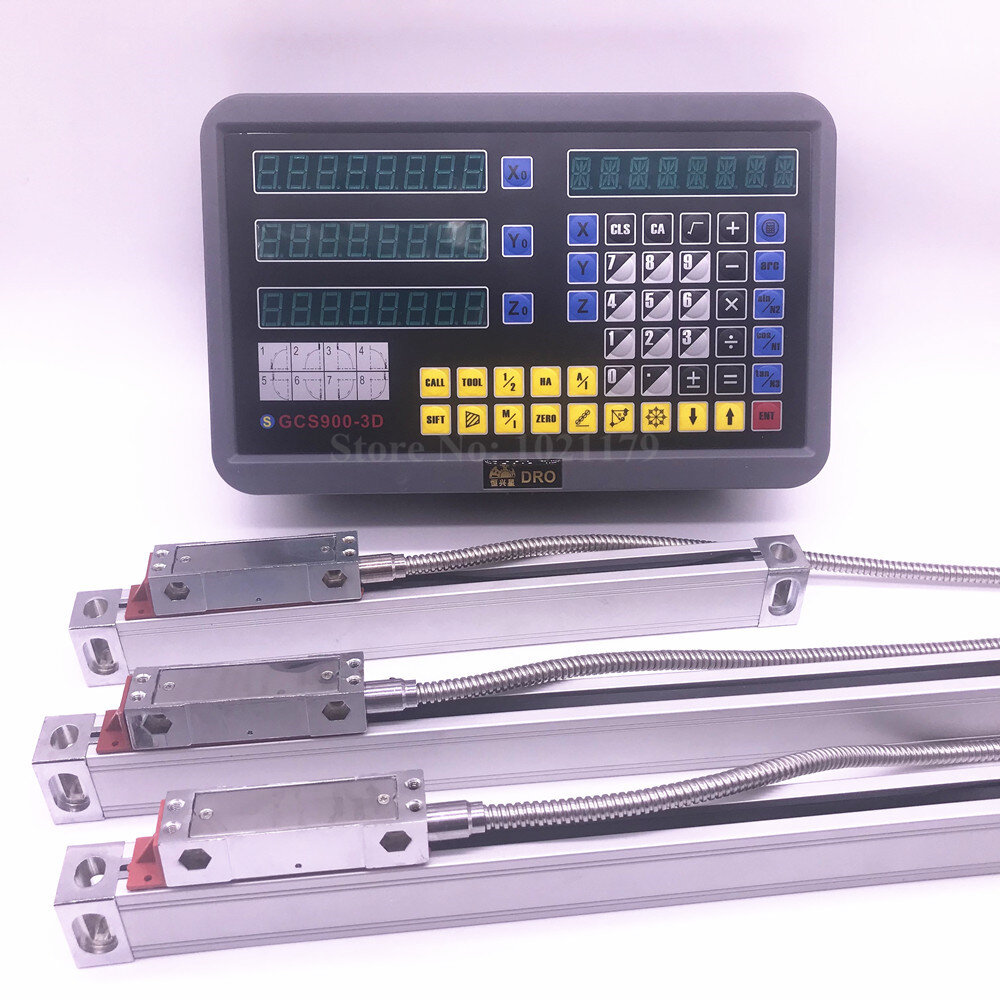 Трехосевое УЦИ. На дисплее есть индикация по оси Z и в комплекте три цифровые линейки с датчиками.