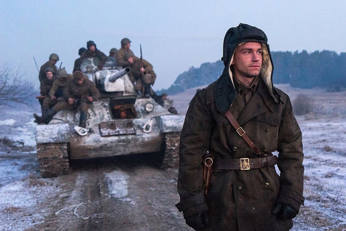 https://nevnov.ru/region/Murmansk/629588-murmanskie-podrostki-besplatno-posmotryat-film-t-34