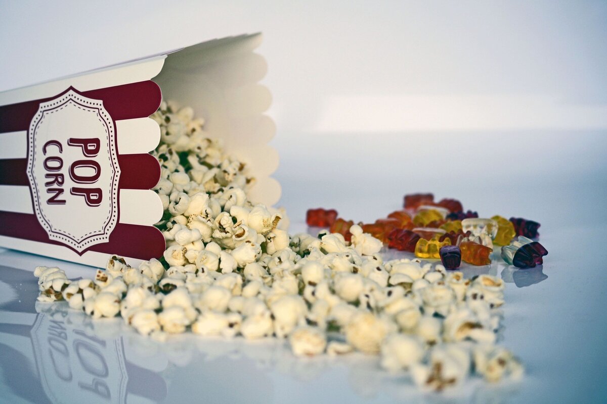 https://pixabay.com/get/57e4d6404950ab14ea9d857dc22034781336c3e456567249762c78d594/popcorn-1433327.jpg?attachment