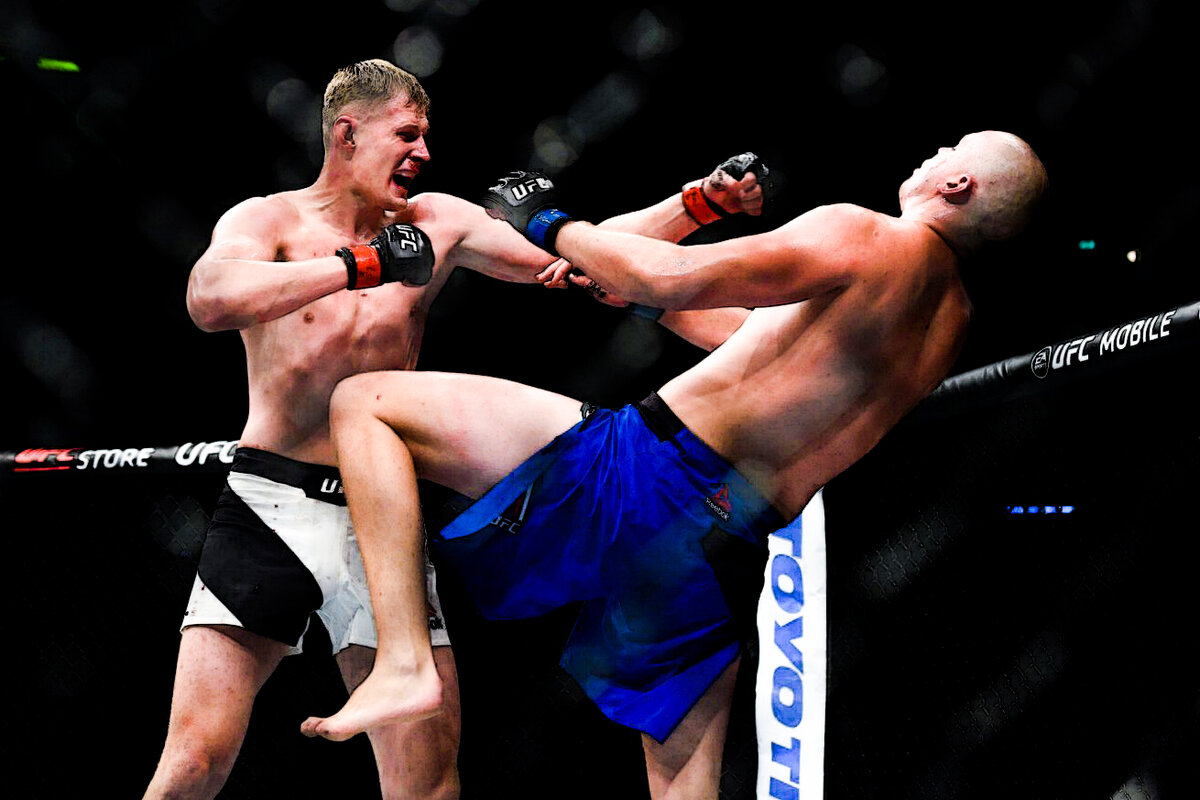 иван ерхов. сильным ударом последний. райан гарсия боксер. Francis ngannou vs ciryl gane. кулаки фрэнсиса нганну.