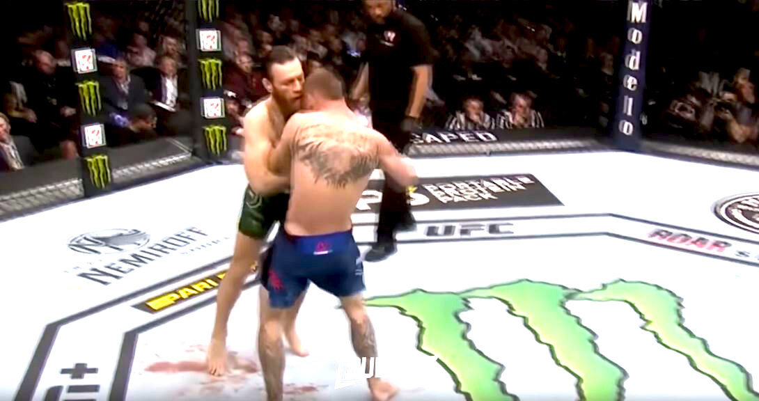 бой Конора Макгрегора и Дональда Серроне.