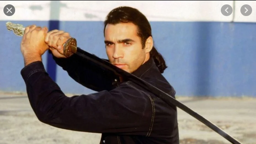 Дункан Маклауд "Горец", Актер Эдриан Пол.