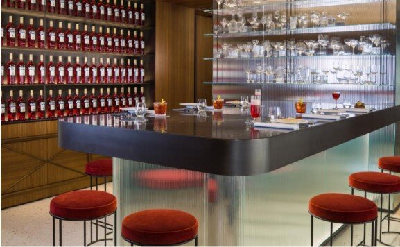 Бар в Милане