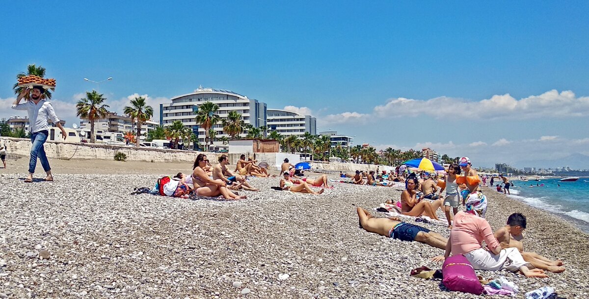 Пляж капуташ турция где находится. Турция 2024 стоит ли ехать. Анталья в ноябре. Турция 2024 стоит ли ехать. Пляж коньяалты анталия.