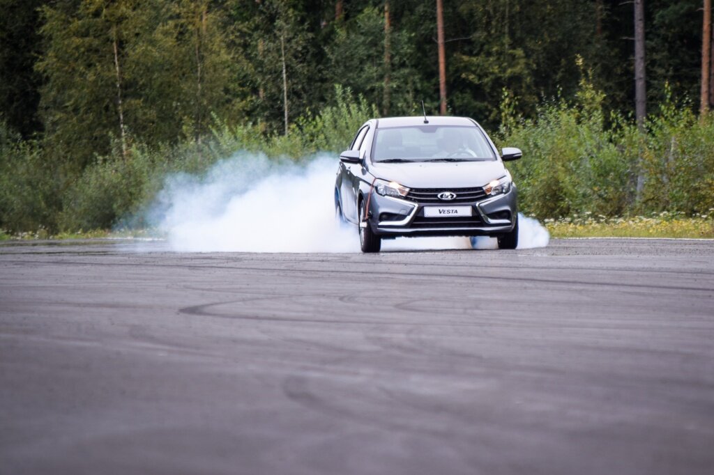 Экстренное торможение