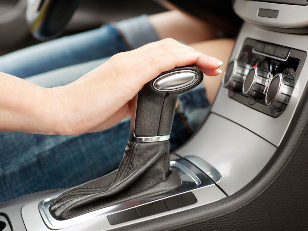 7 привычек водителей, которые убивают автомобиль и коробку