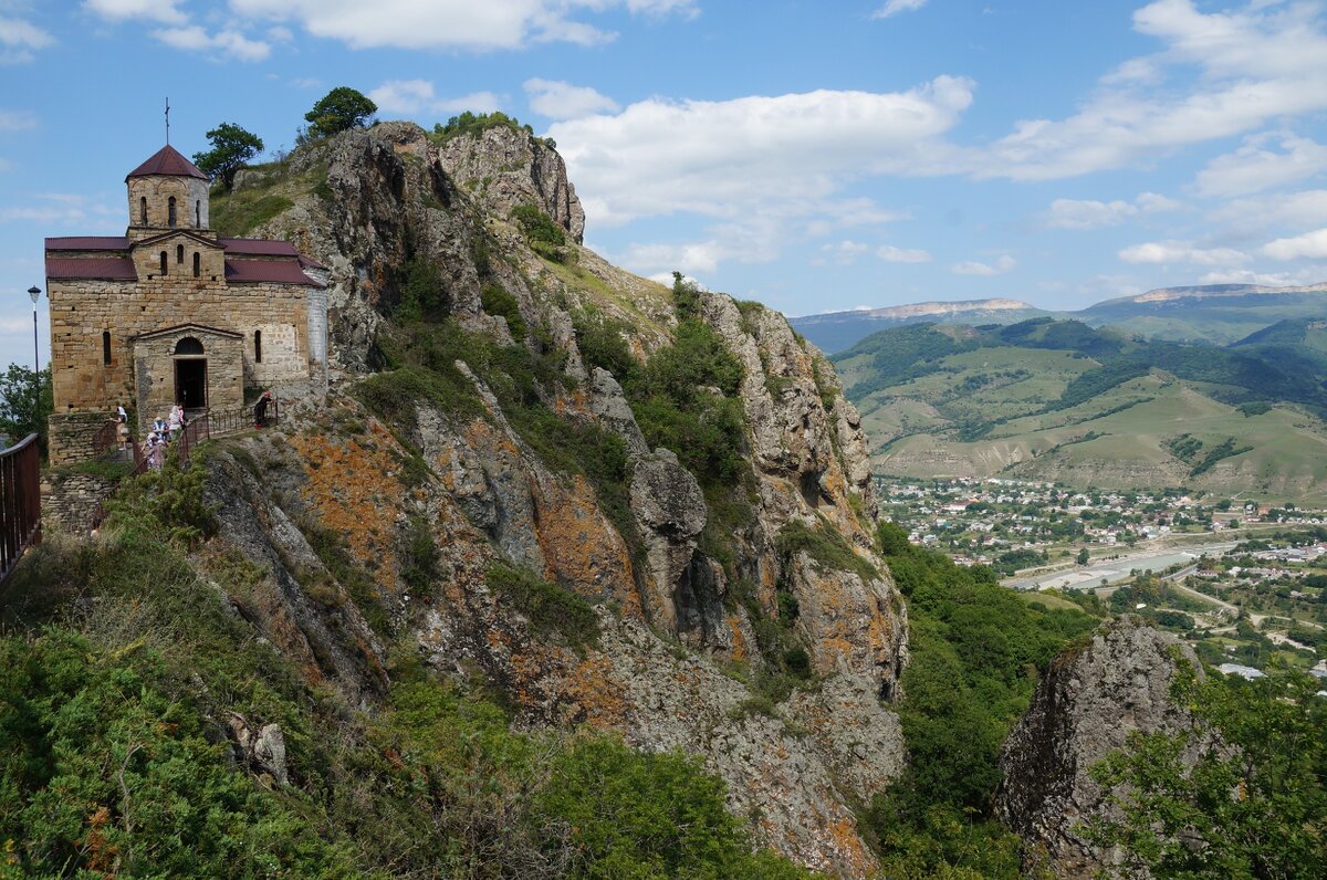 Шоанинский храм карачаево