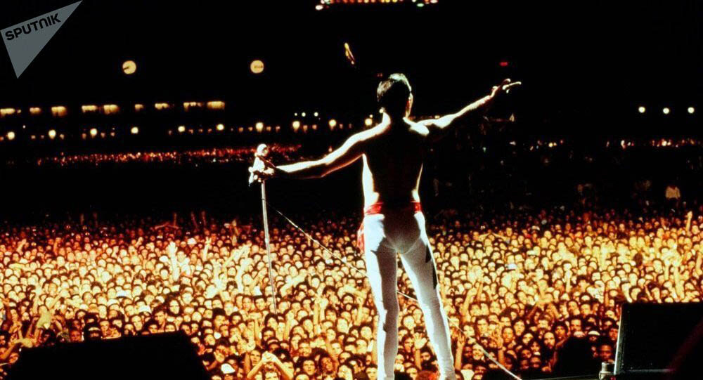 Да, у Фредди очень преданные фанаты! 