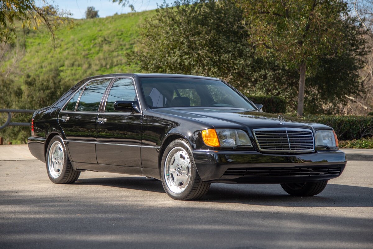 Mercedes-Benz W140