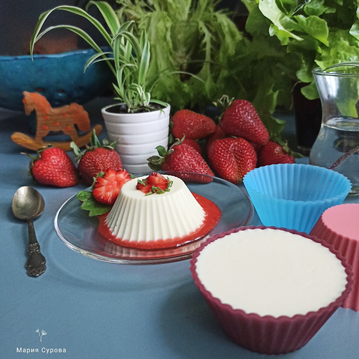 Панна-котта с клубникой