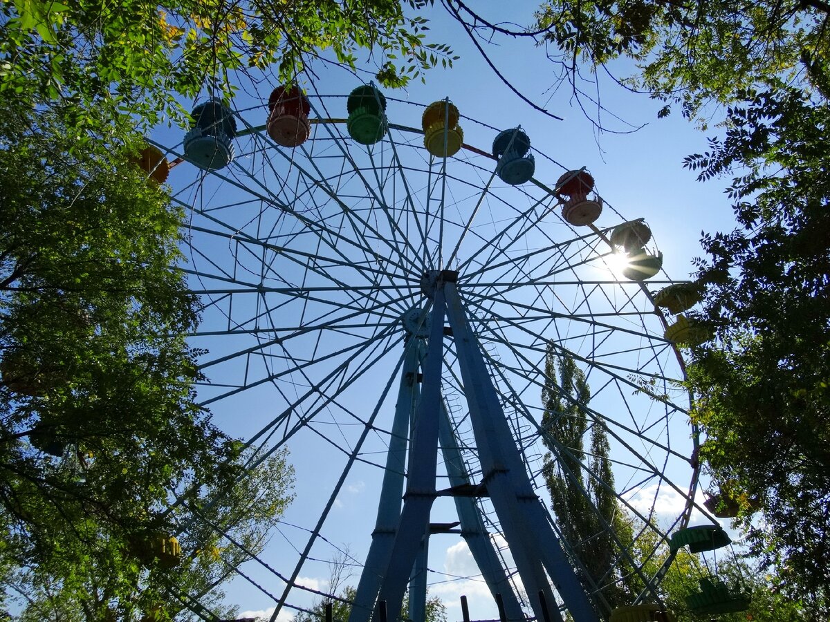 старый парк аттракционов