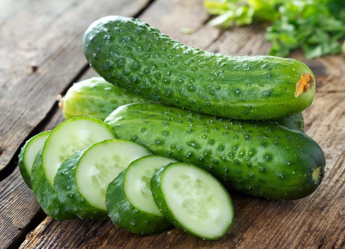 Огурец cucumber