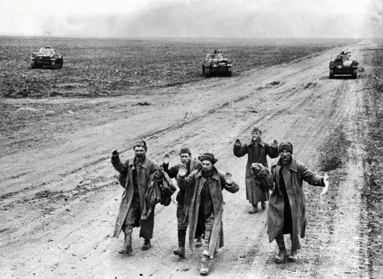 Крымская катастрофа 1942 г. Советские военнопленные. Общественное достояние