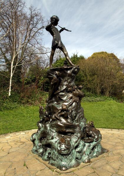 Питер Пэн в Кенсингтонском саду