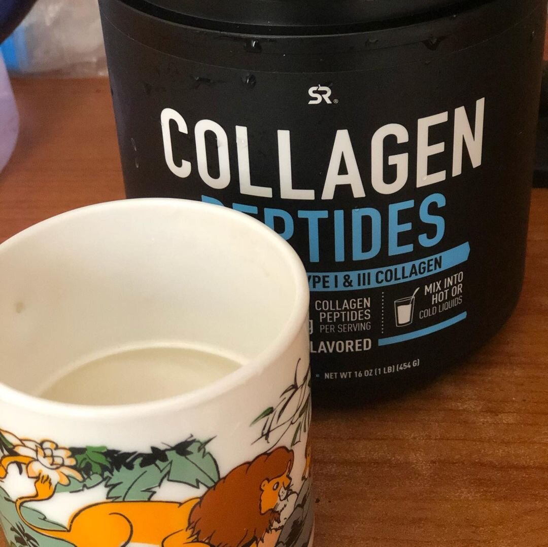 Коллаген принимаем натощак за 30 минут до еды. И обогащаем рацион витамином С — к трапезе добавляем цитрусы или стакан воды с яблочным уксусом