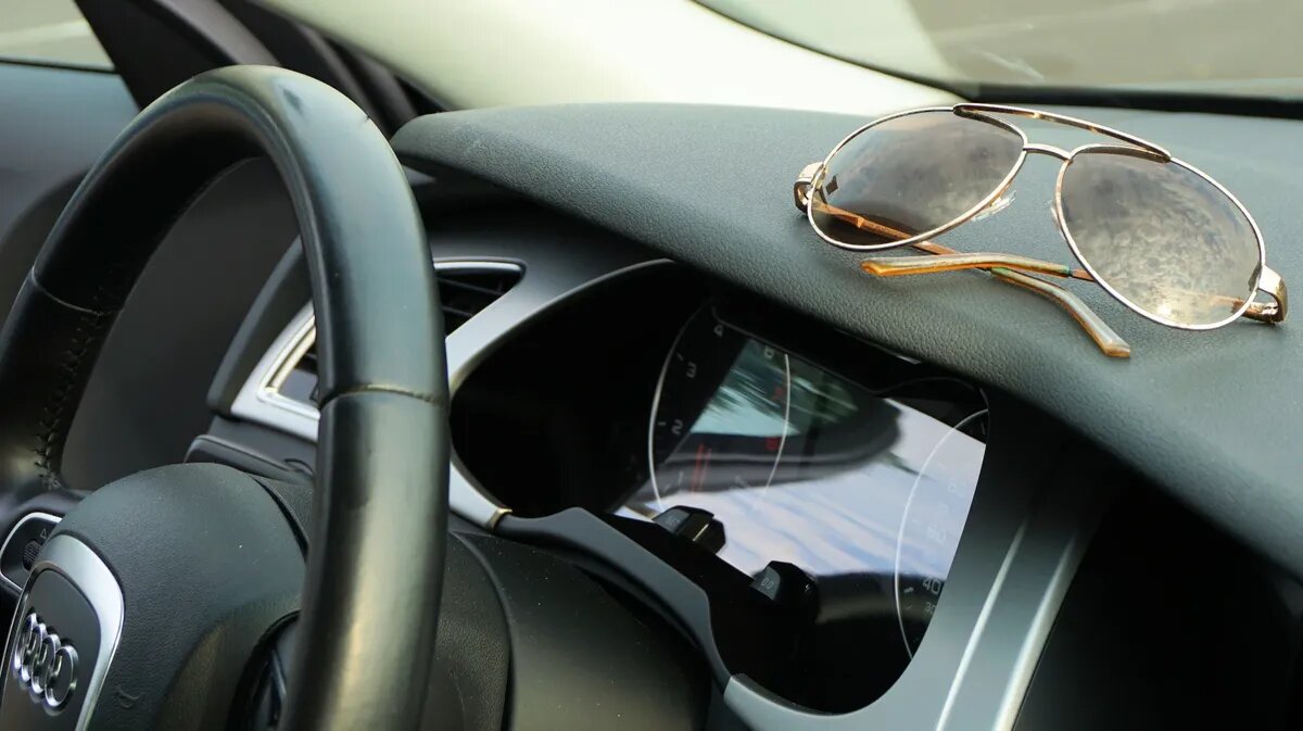 Неправильная парковка является распространенным нарушением среди владельцем автомобилей. Фото: Pxfuel.com