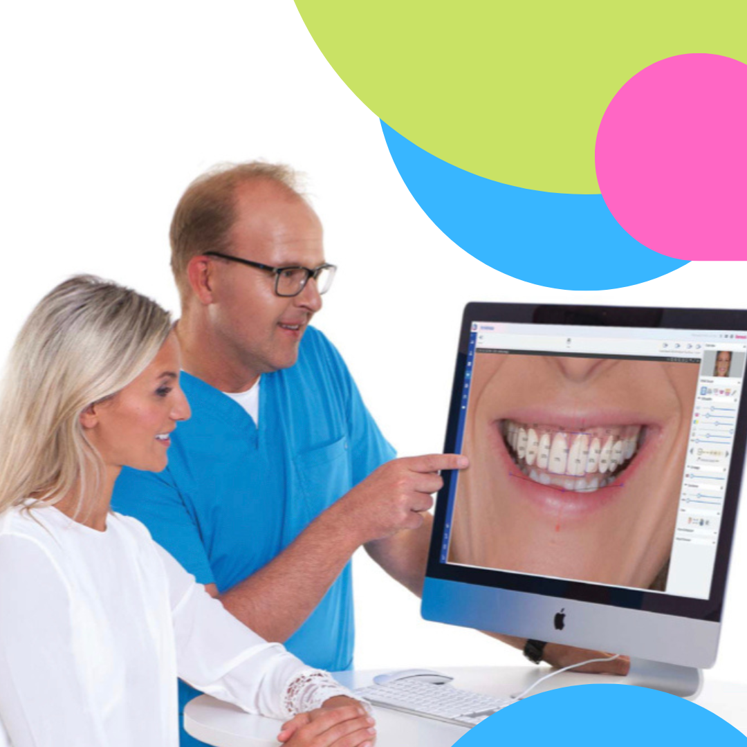 Врач моделирует виртуальный план выравнивания зубов в программе Planmeca Romexis® 3D Ortho Studio