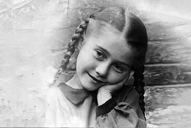 Ирина Мирошниченко в детстве