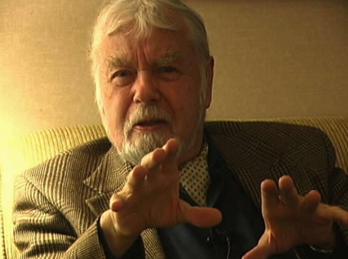 Боб Дин затрагивал важные темы.
Источник фото: http://img5.uploadhouse.com/fileuploads/15760/15760645ed3b8baa845bb64c89eb380e6f144fa8.jpg