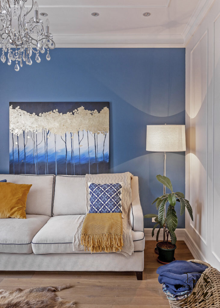 Нескучный интерьер на 50 кв.м. Классика и насыщеные цвета в яркой двушке