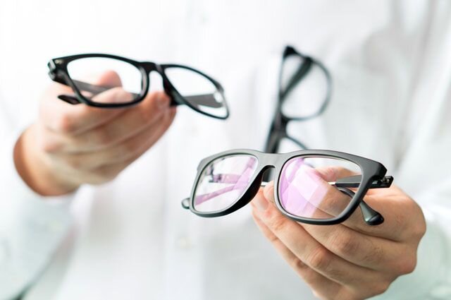    Можно ли постоянно носить очки?