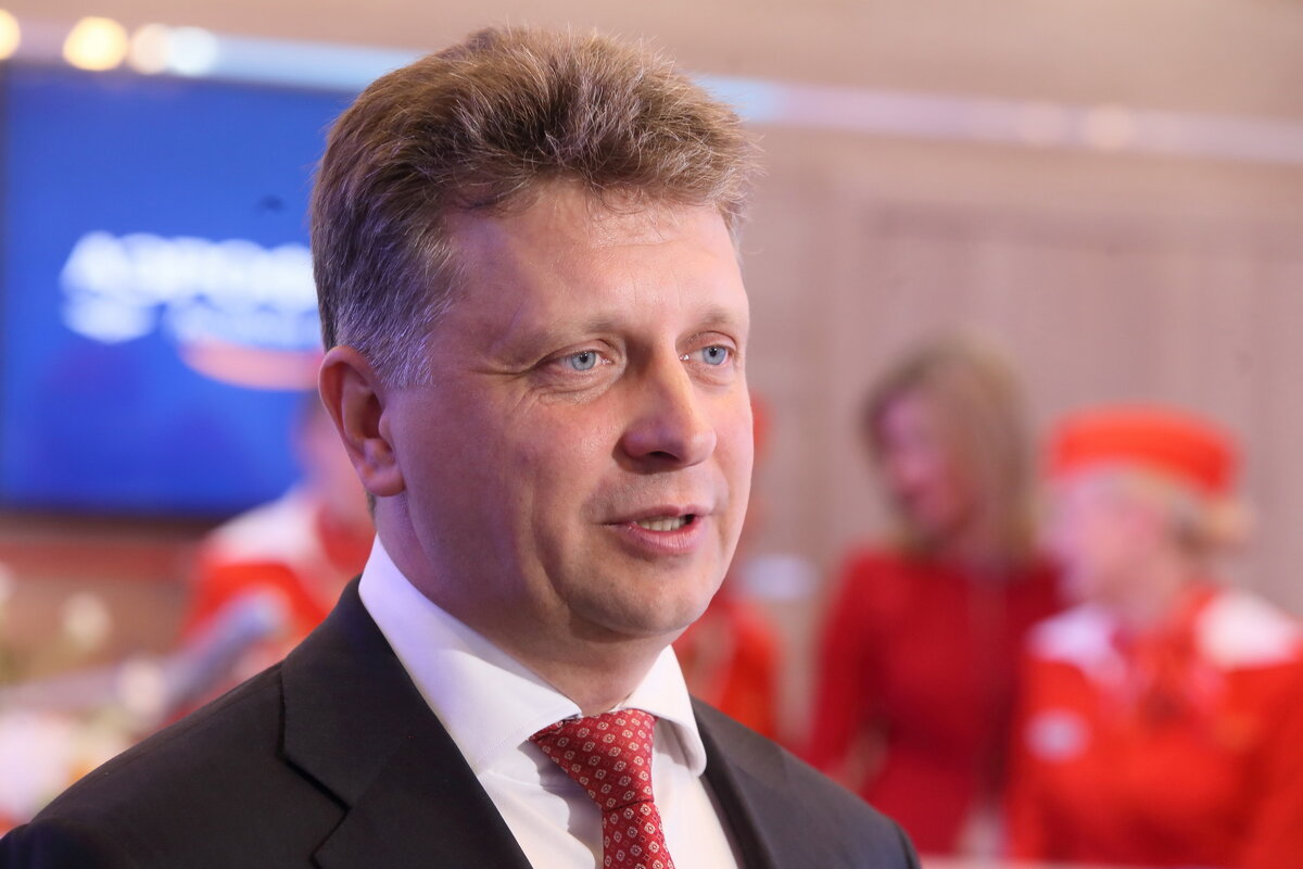     АВТОВАЗ оценил объем российского авторынка в 2023 году фото globallookpress.com