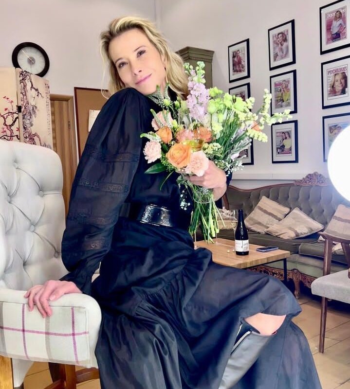     Юлия Высоцкая показала наряд, купленный к Новому году Фото: соцсети