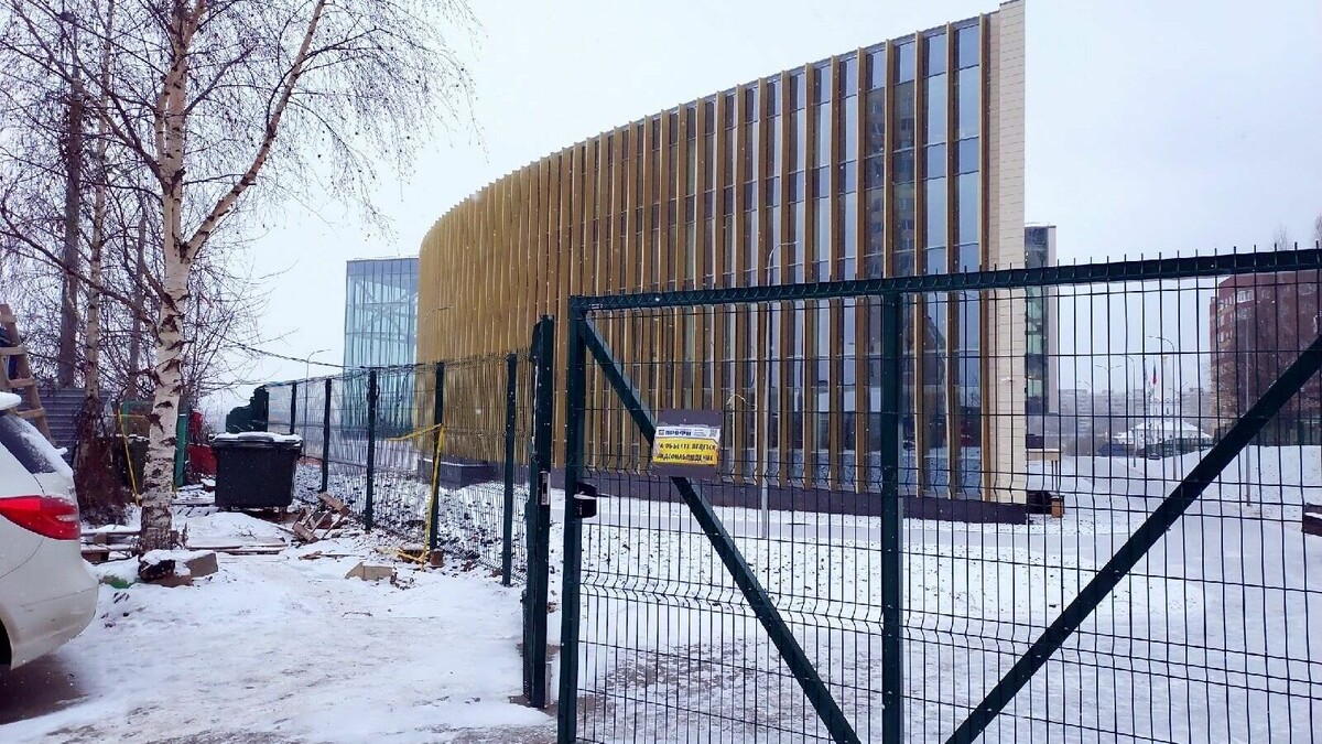     Корпус «Школы 800» в Верхних Печерах Нижнего Новгорода поставили на кадастровый учет*. Об этом рассказали в областном управлении Росреестра.
