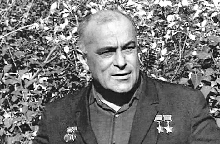 Герой-испытатель Султан Амет-Хан