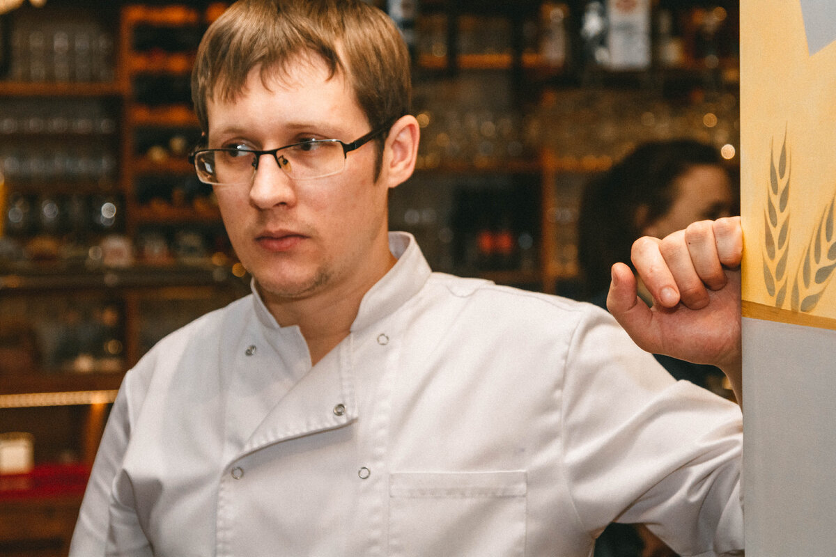 Су-шеф новосибирского ресторана «Жить хорошо» Андрей Терентьев