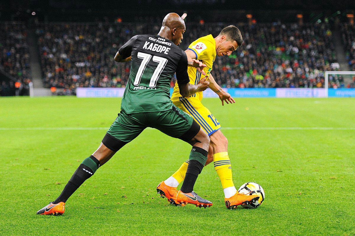 Только Алексей Ионов ушел, а вместо него вышел Попов и сразу забил первый мяч за Ростов