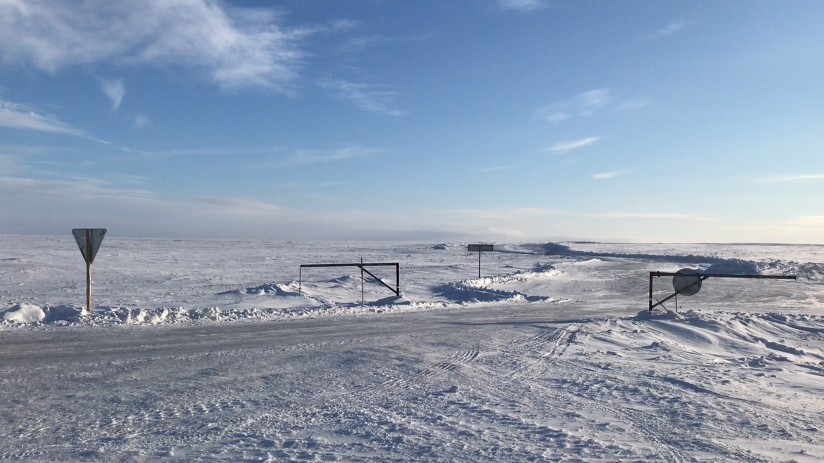 Зимник Нарьян-Мар. Его открыть или закрыть имеет право только МЧС России. 