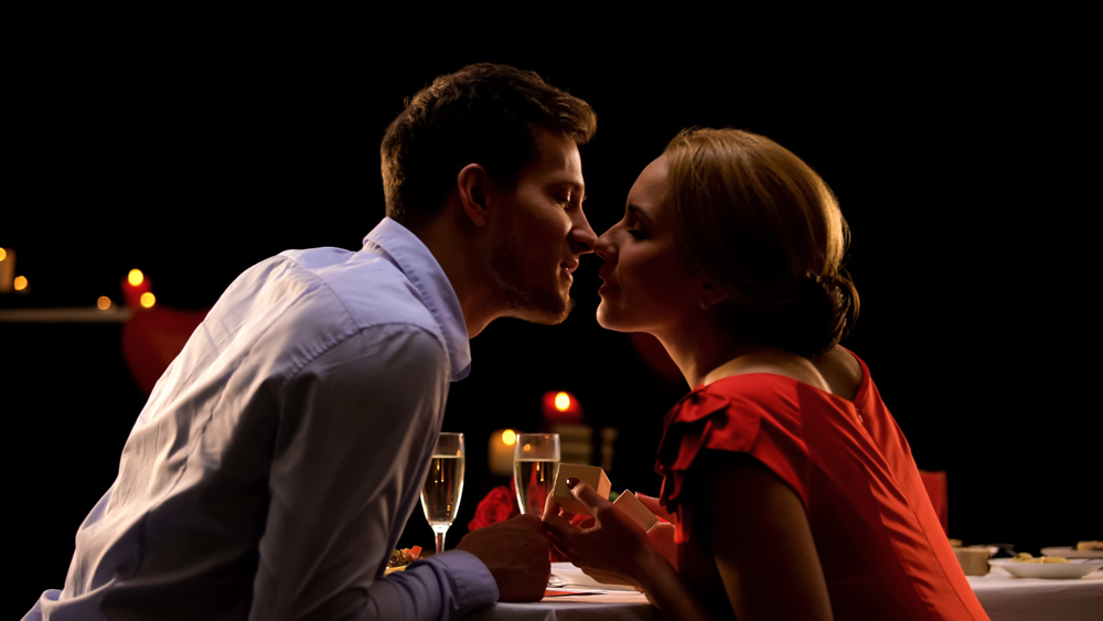 Как настроить жену на секс? 10 вариантов романтического вечера с любимой от Анатолия Анатолича