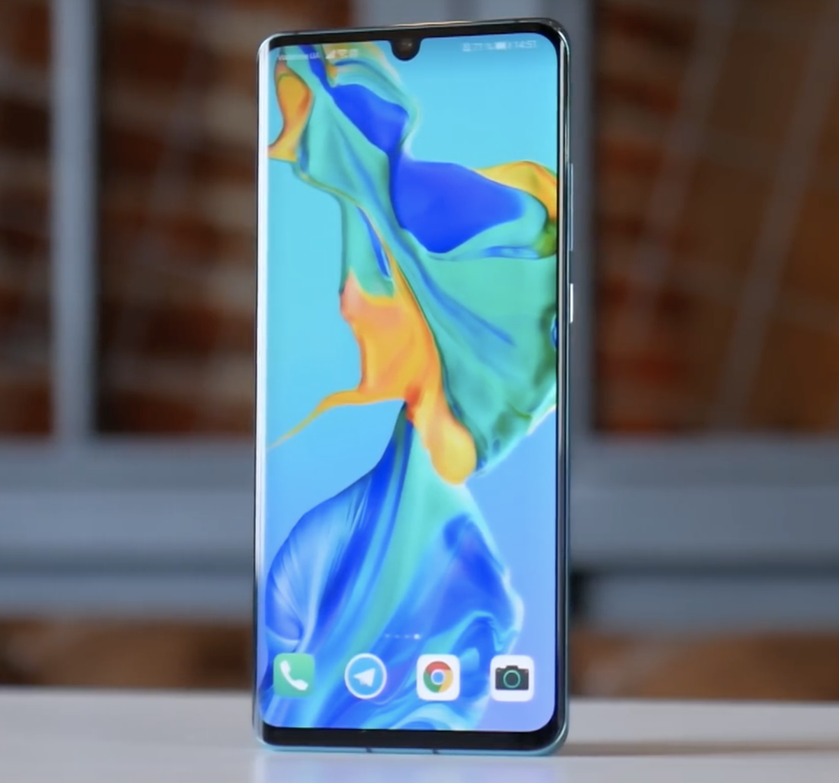 Huawei P30 Pro - первый смартфон с 