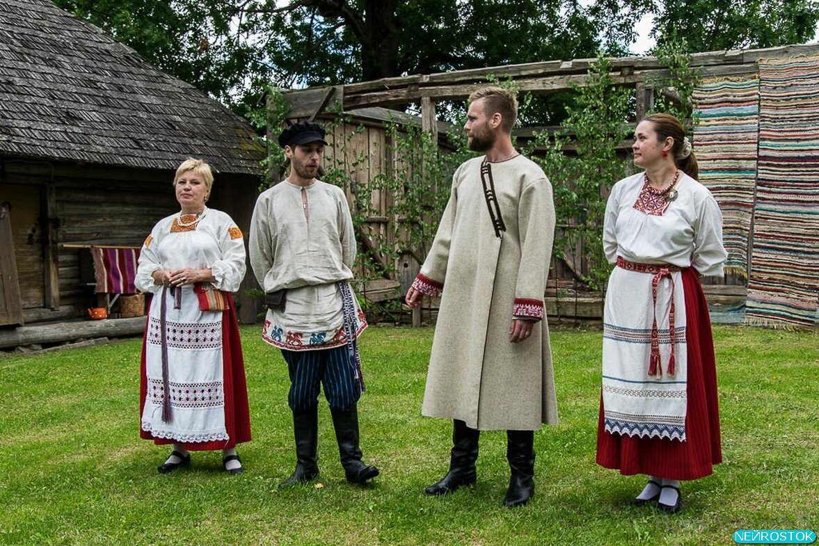 Финно-угорских вепсы. День фино. С праздником финансиста. Финно-угорские карелы. Традиции лагеря.