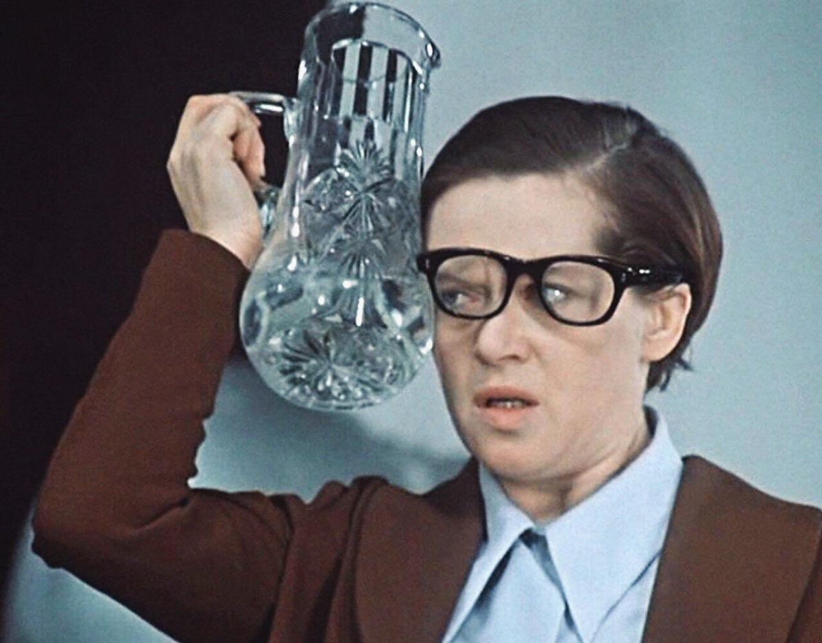"Настоящая Женщина" никогда не устает и не выходит из себя! Фото с pbs.twimg.com