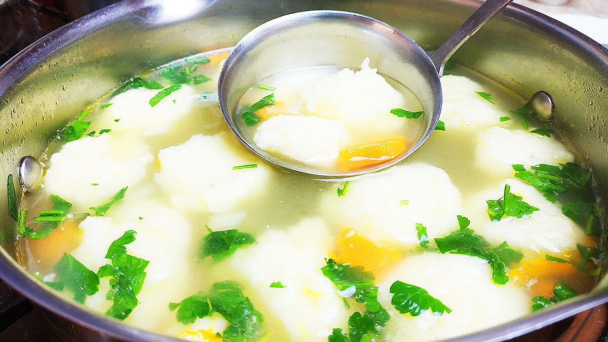 Суп с клецками