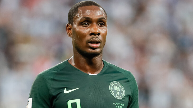 Одион Игало, лучший бомбардир сборной Нигерии на этом турнире и форвард китайского "Шанхай Шеньхуа"