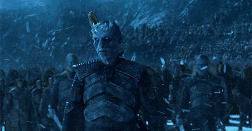 А ведь Король ночи, наверняка, пахнет "мифически".. морозной свежестью