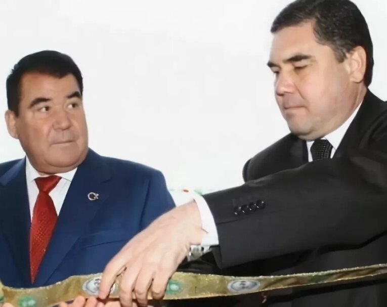 Ниязов и Бердымухамедов.