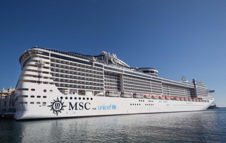 Лайнер MSC