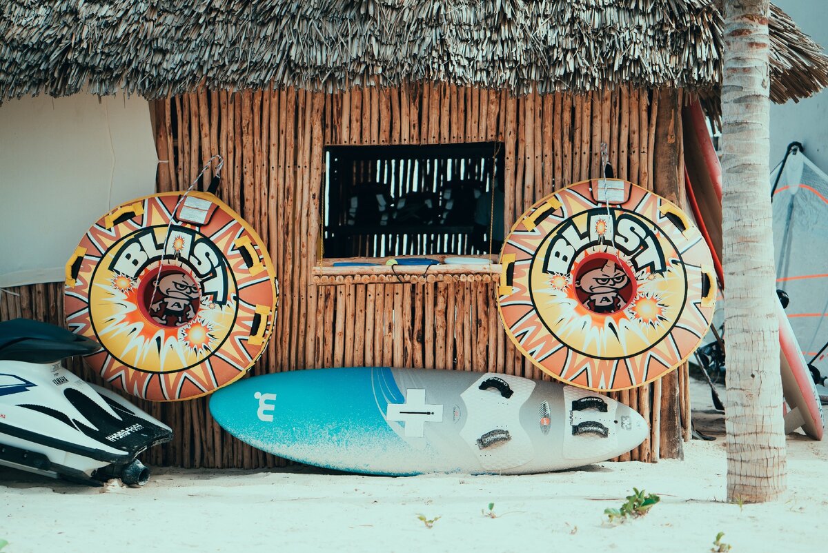https://unsplash.com/photos/uf4PZk6p23c?utm_source=unsplash&utm_medium=referral&utm_content=creditShareLink