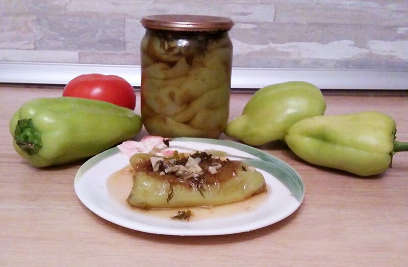 Жареный болгарский перец с чесноком на зиму